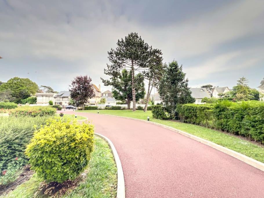 Deauville Triangle D'Or Proche Mer & Casino Aux Clefs Des Sacres 外观 照片